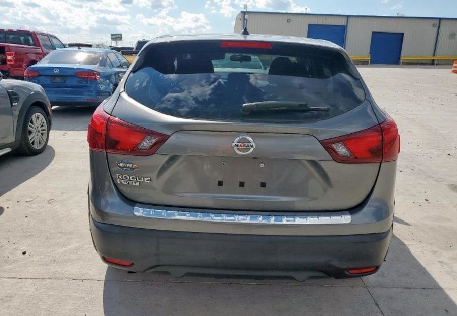 Продам Nissan Rogue 2017 года в Львове