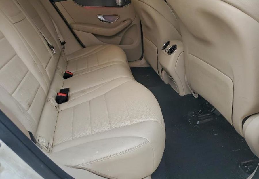 Продам Mercedes-Benz GLC-Class 300 2020 года в Львове