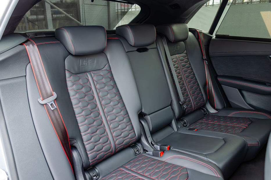 Продам Audi RS Q8 4.0T QUATTRO 2023 года в Киеве