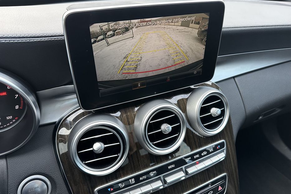 Продам Mercedes-Benz C-Class 300 AMG 4Matic 2015 года в Киеве