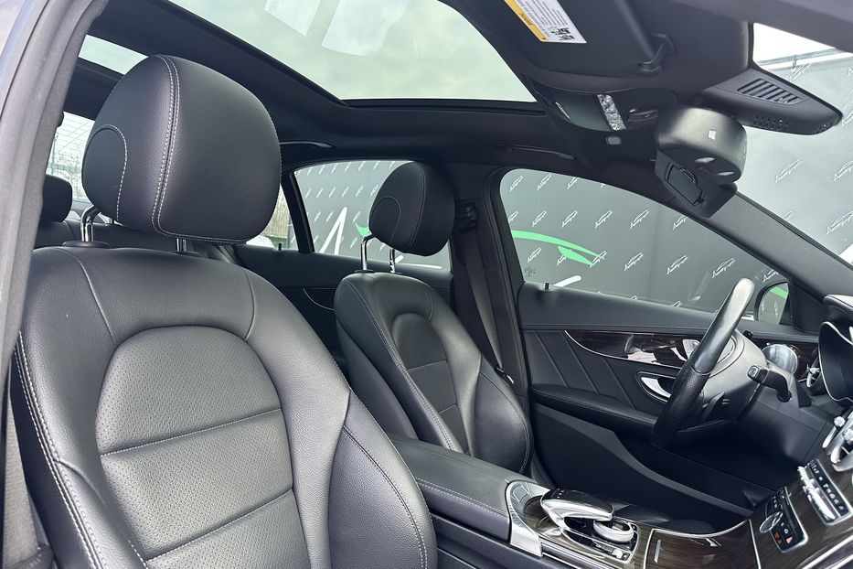 Продам Mercedes-Benz C-Class 300 AMG 4Matic 2015 года в Киеве