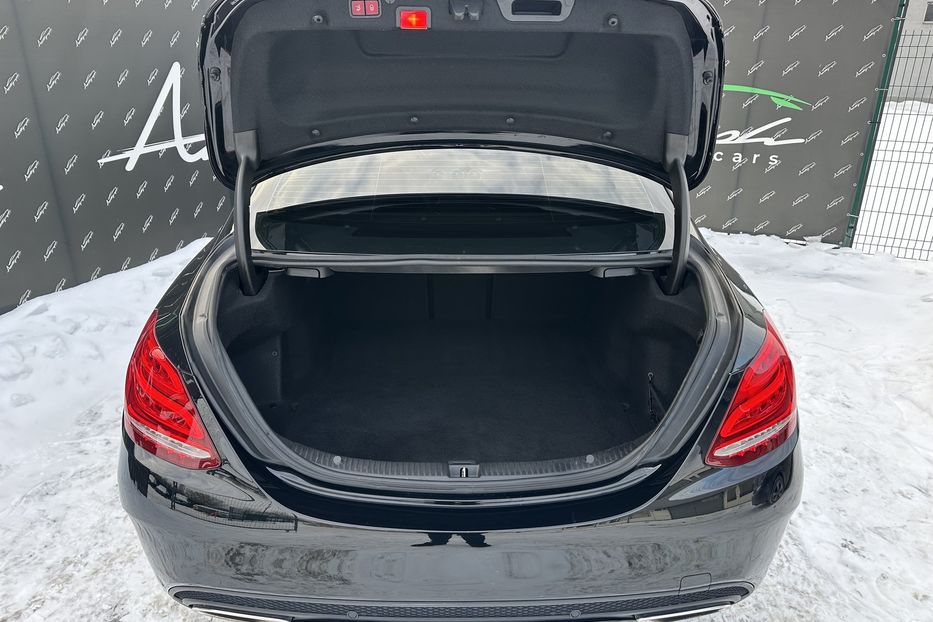 Продам Mercedes-Benz C-Class 300 AMG 4Matic 2015 года в Киеве