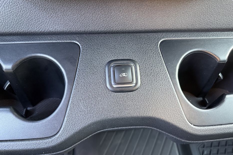 Продам Mercedes-Benz Sprinter пасс. 319 CDI 2023 года в Киеве