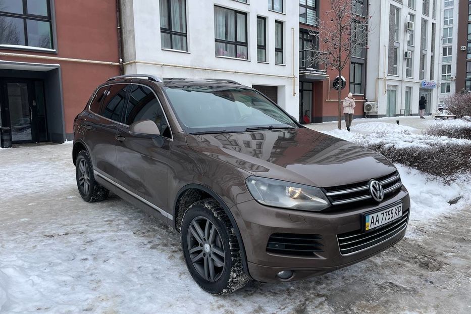 Продам Volkswagen Touareg Life,  +- 280 сил 2011 года в Киеве