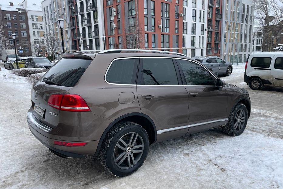 Продам Volkswagen Touareg Life,  +- 280 сил 2011 года в Киеве