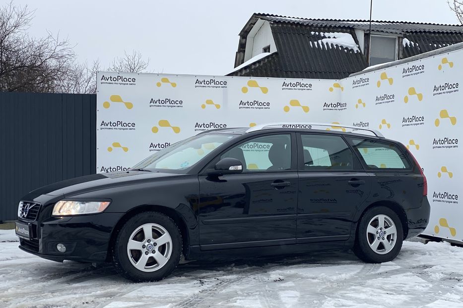 Продам Volvo V50 2011 года в Луцке