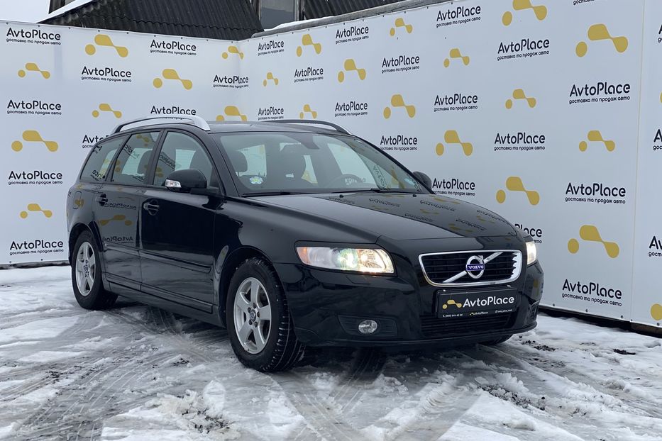 Продам Volvo V50 2011 года в Луцке