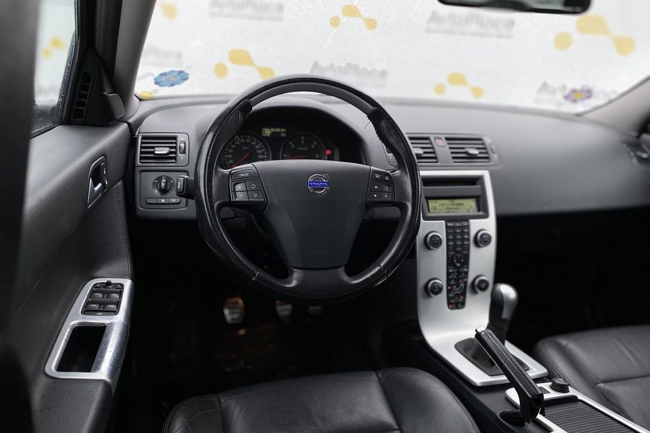Продам Volvo V50 2011 года в Луцке