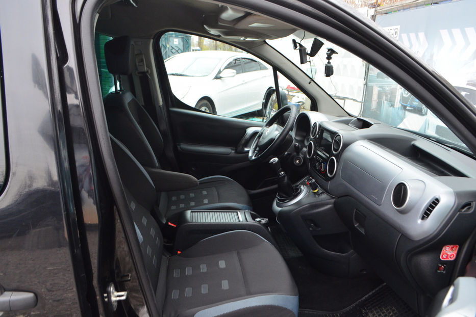 Продам Citroen Berlingo пасс. 1.6 HDi MT (90 к.с.) 2010 года в Киеве