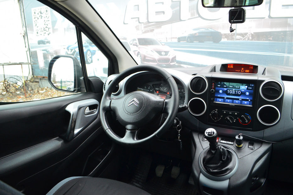 Продам Citroen Berlingo пасс. 1.6 HDi MT (90 к.с.) 2010 года в Киеве