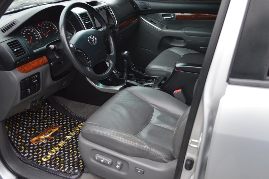 Продам Toyota Land Cruiser Prado 120 2008 года в Одессе