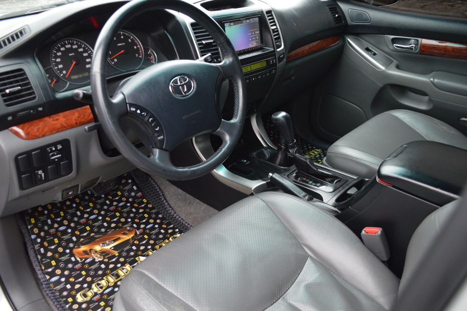 Продам Toyota Land Cruiser Prado 120 2008 года в Одессе