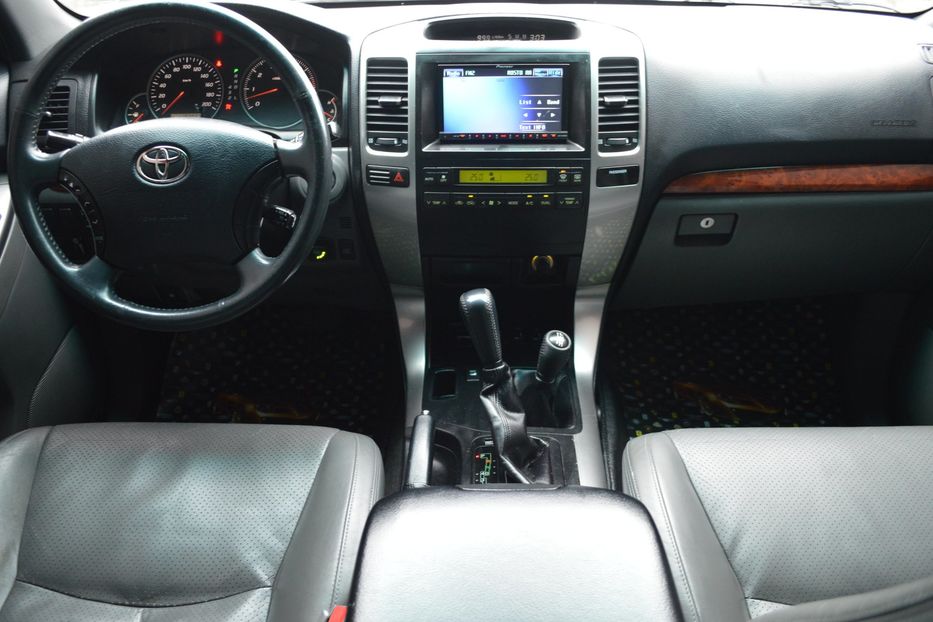 Продам Toyota Land Cruiser Prado 120 2008 года в Одессе