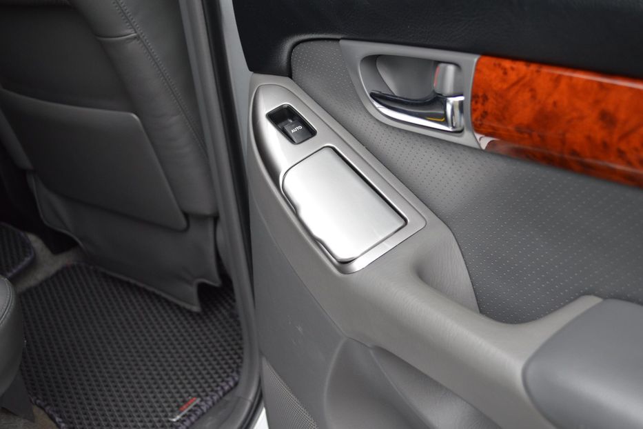 Продам Toyota Land Cruiser Prado 120 2008 года в Одессе