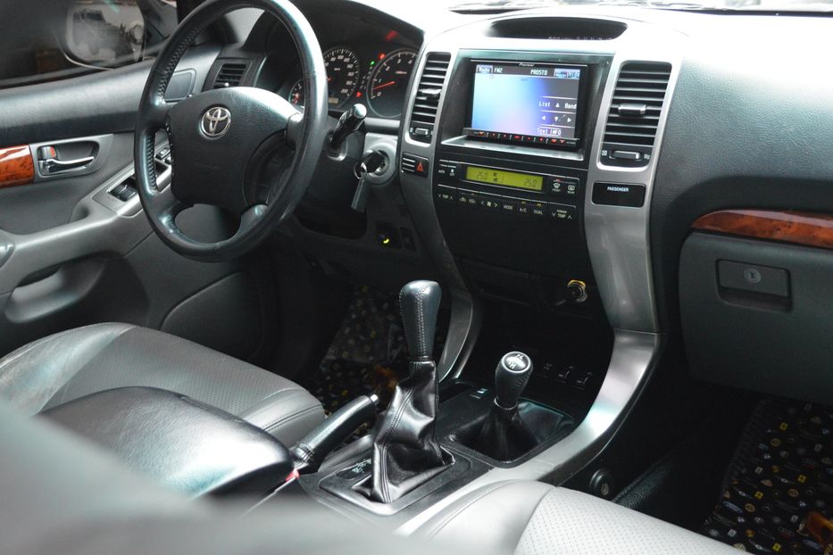 Продам Toyota Land Cruiser Prado 120 2008 года в Одессе