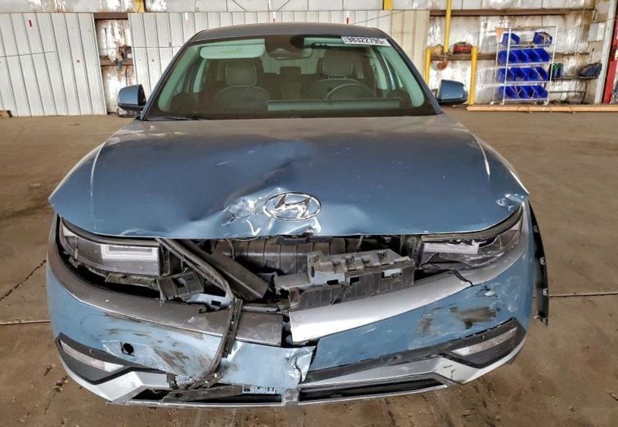 Продам Hyundai Ioniq 2023 года в Львове