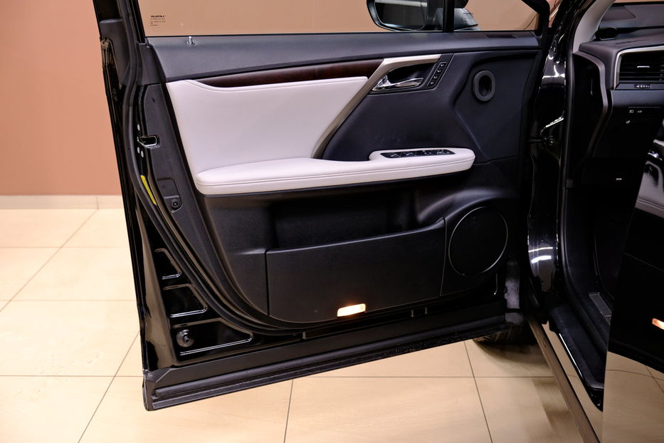 Продам Lexus RX 350 2020 года в Одессе