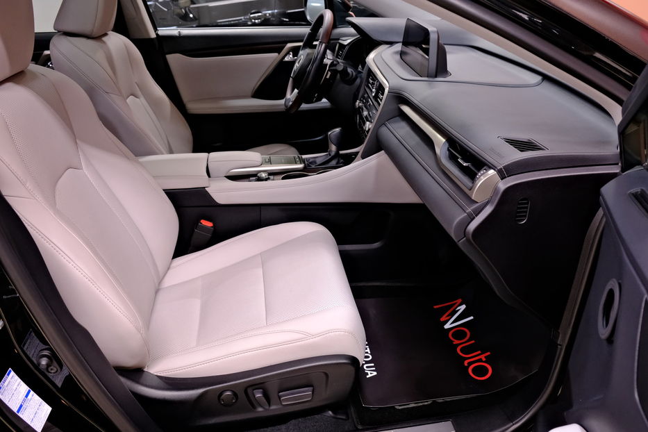 Продам Lexus RX 350 2020 года в Одессе