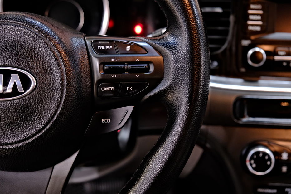 Продам Kia Optima LX 2014 года в Одессе