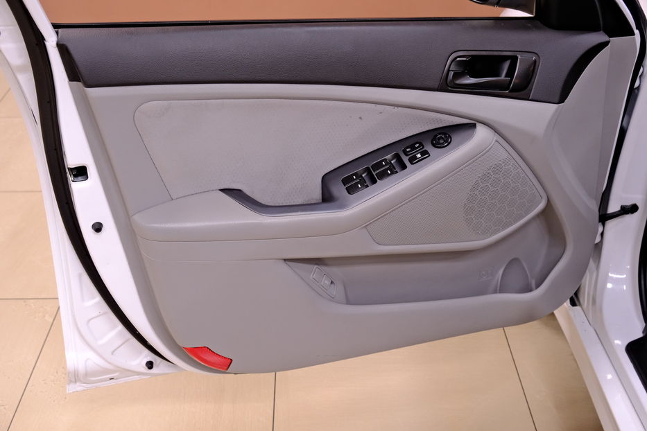 Продам Kia Optima LX 2014 года в Одессе