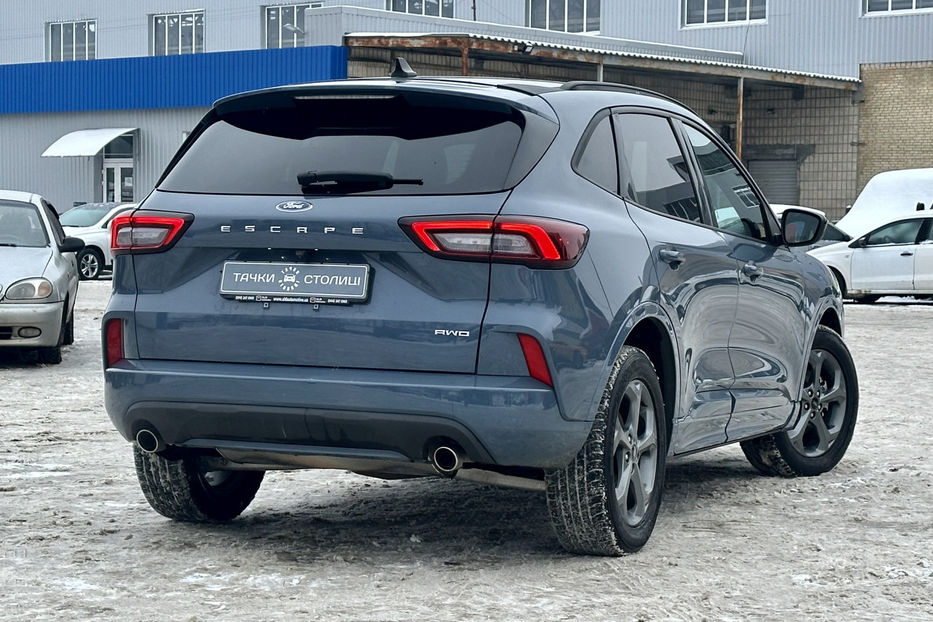 Продам Ford Escape 2023 года в Киеве