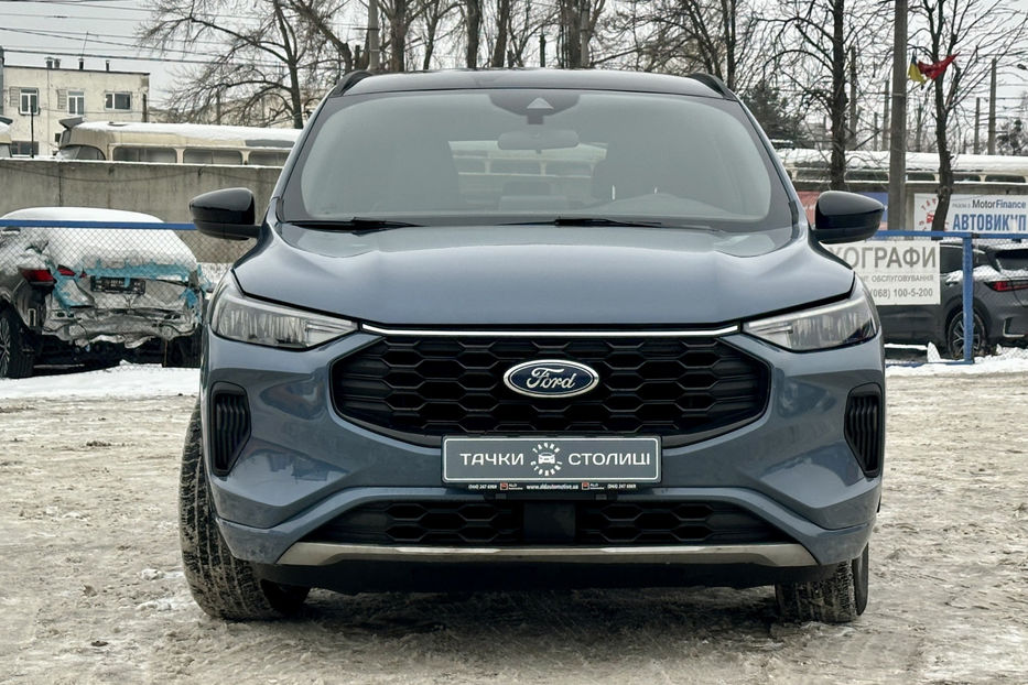 Продам Ford Escape 2023 года в Киеве