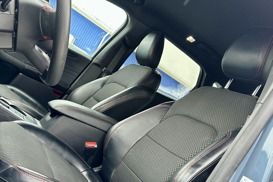 Продам Ford Escape 2023 года в Киеве