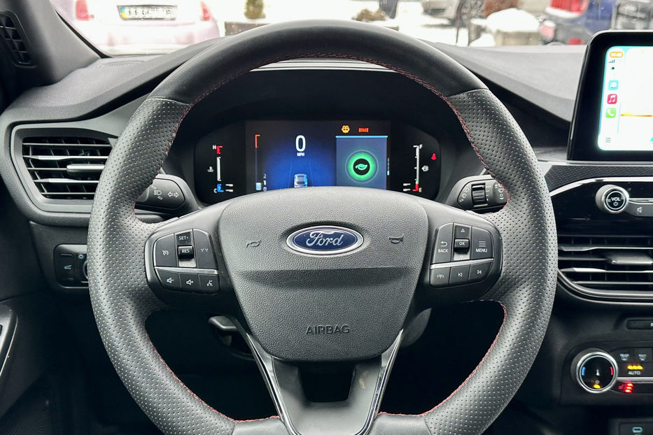 Продам Ford Escape 2023 года в Киеве