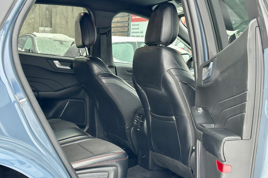 Продам Ford Escape 2023 года в Киеве