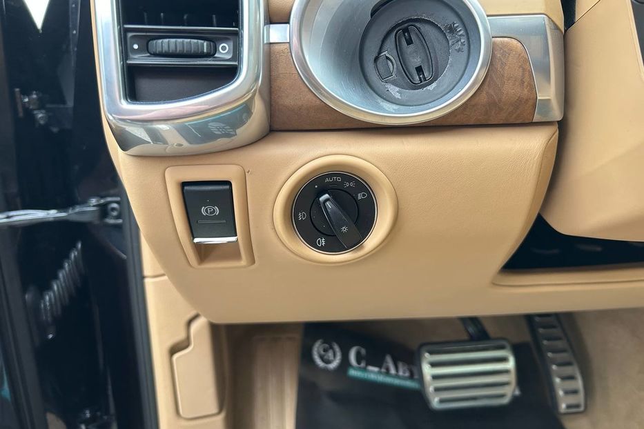 Продам Porsche Cayenne 2012 года в Черновцах