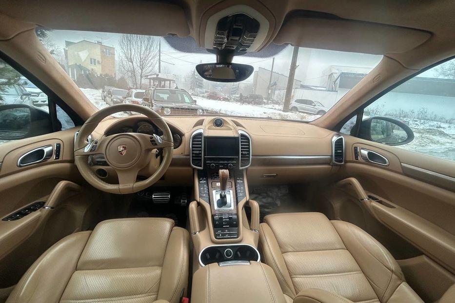 Продам Porsche Cayenne 2012 года в Черновцах