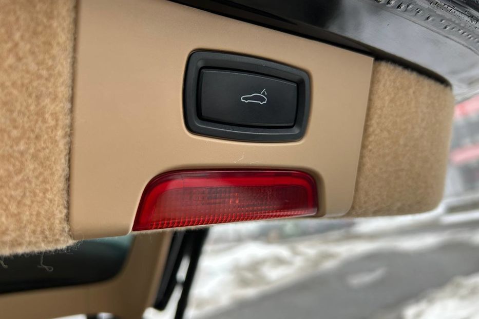 Продам Porsche Cayenne 2012 года в Черновцах