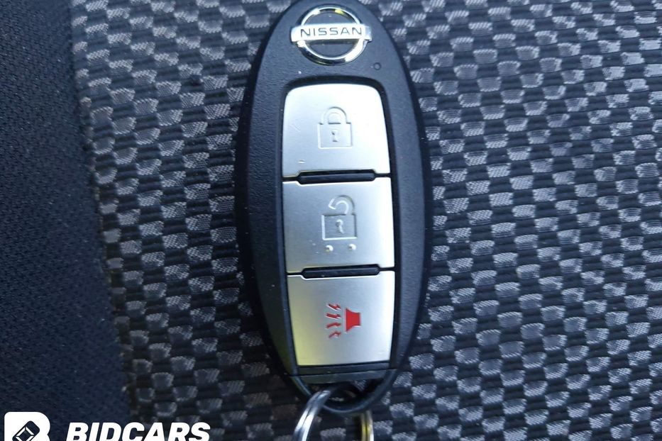 Продам Nissan Rogue SPORT SV 2019 года в Львове