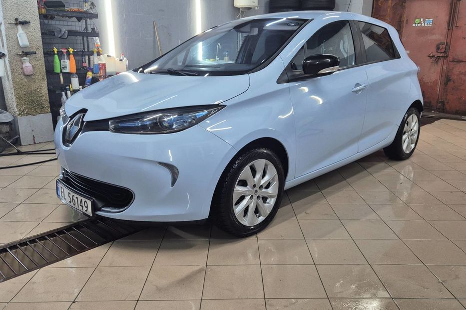 Продам Renault Zoe 26kw 2015 года в Львове
