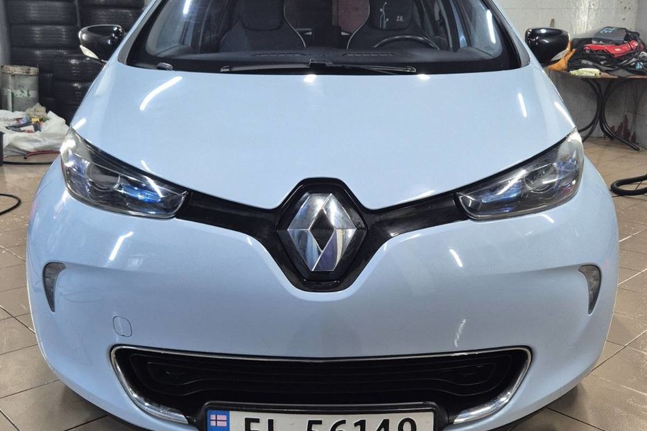Продам Renault Zoe 26kw 2015 года в Львове