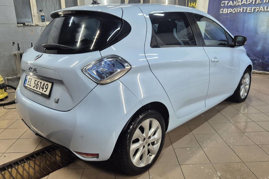Продам Renault Zoe 26kw 2015 года в Львове