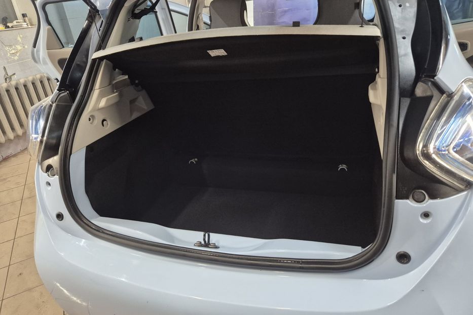 Продам Renault Zoe 26kw 2015 года в Львове