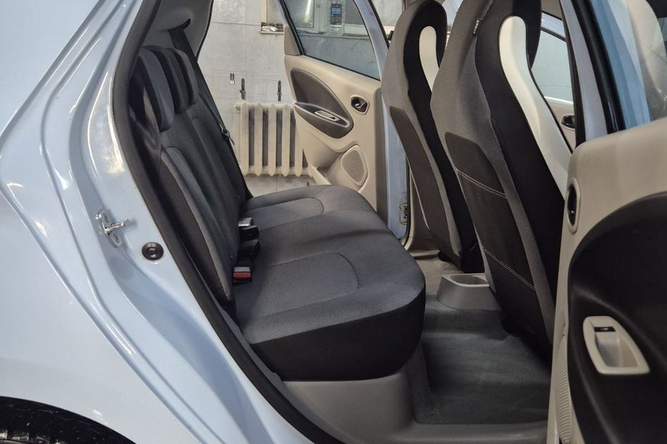 Продам Renault Zoe 26kw 2015 года в Львове