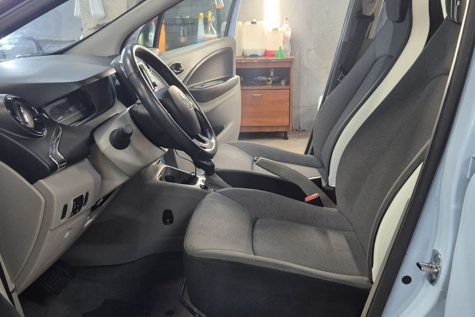 Продам Renault Zoe 26kw 2015 года в Львове