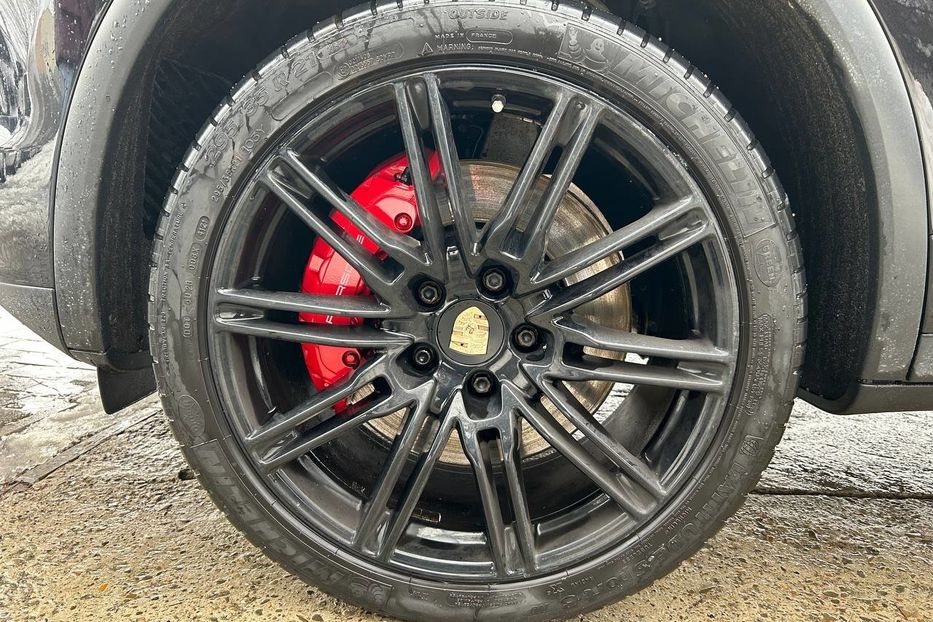 Продам Porsche Cayenne 2012 года в Черновцах