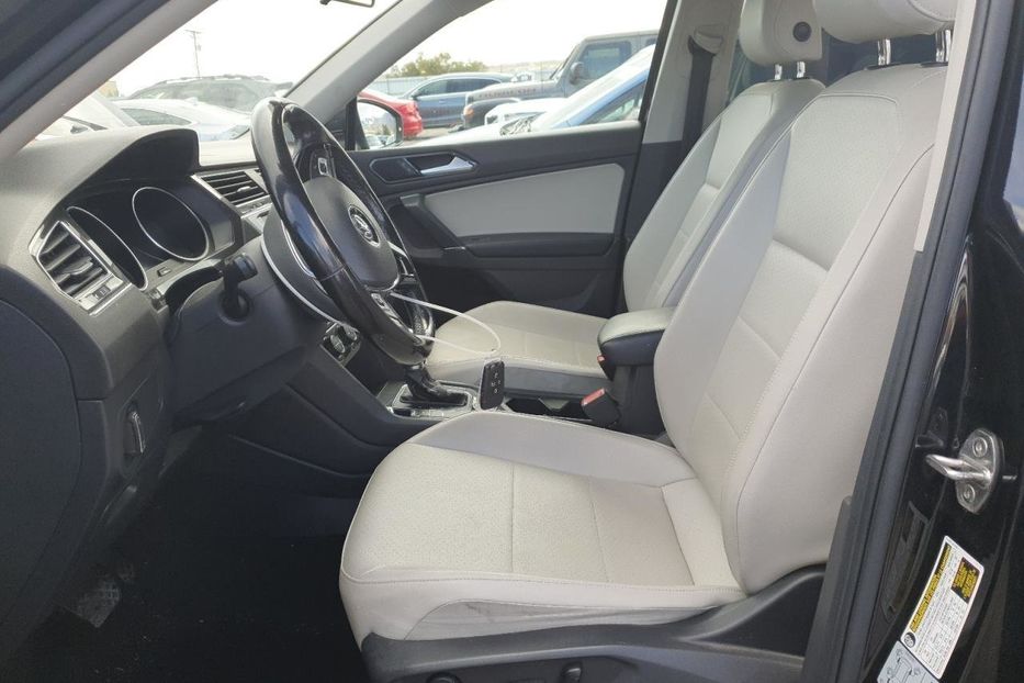 Продам Volkswagen Tiguan SEL 2018 года в Львове