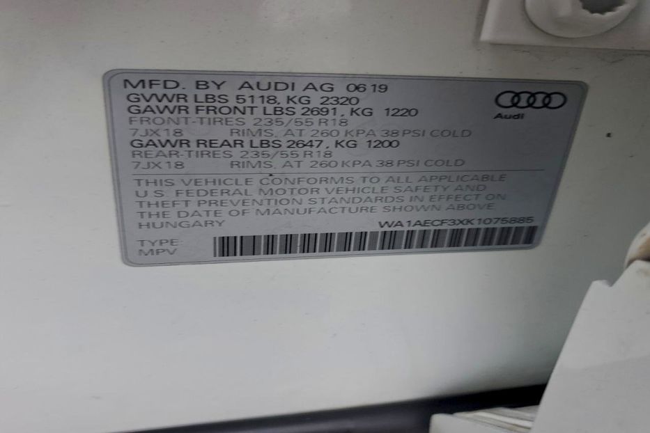 Продам Audi Q3 Premium  2019 года в Львове