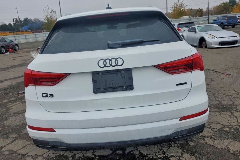 Продам Audi Q3 Premium  2019 года в Львове