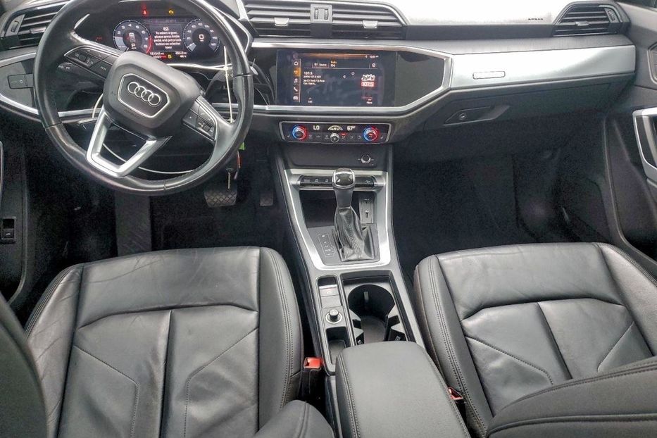 Продам Audi Q3 Premium  2019 года в Львове