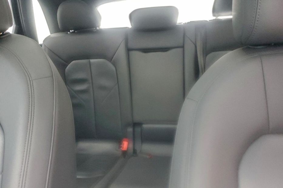 Продам Audi Q3 Premium  2019 года в Львове