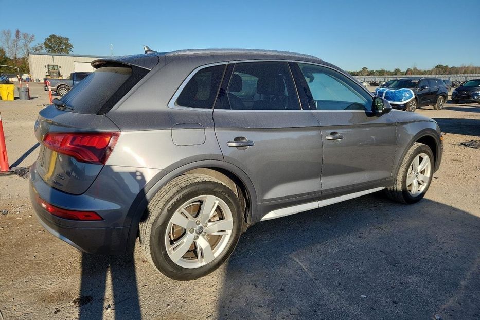 Продам Audi Q5 Premium 2018 года в Львове