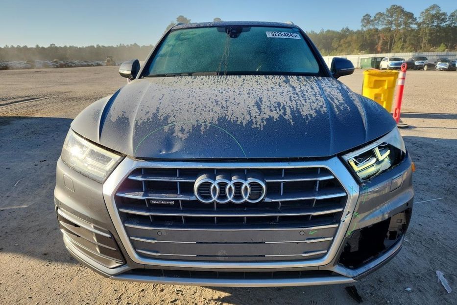 Продам Audi Q5 Premium 2018 года в Львове