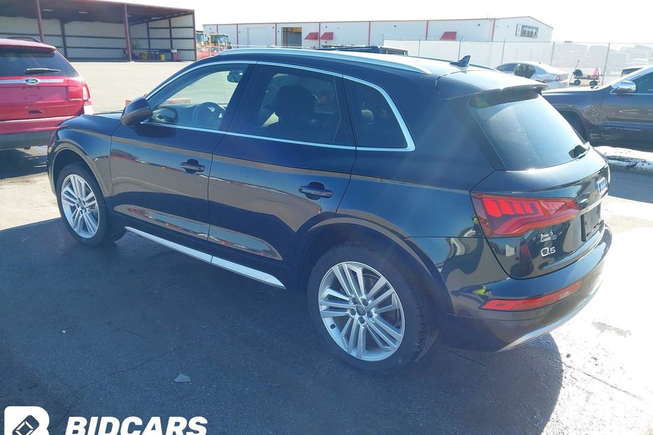 Продам Audi Q5 Premium 2017 года в Львове
