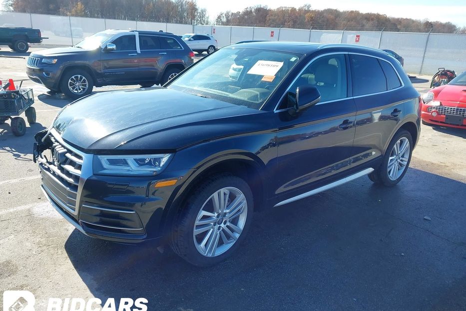 Продам Audi Q5 Premium 2017 года в Львове