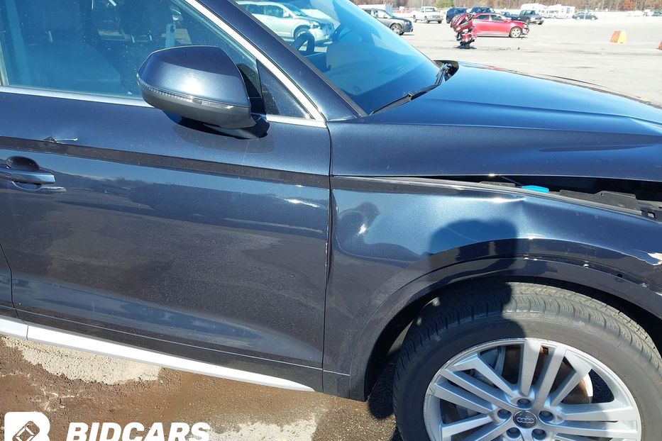 Продам Audi Q5 Premium 2017 года в Львове